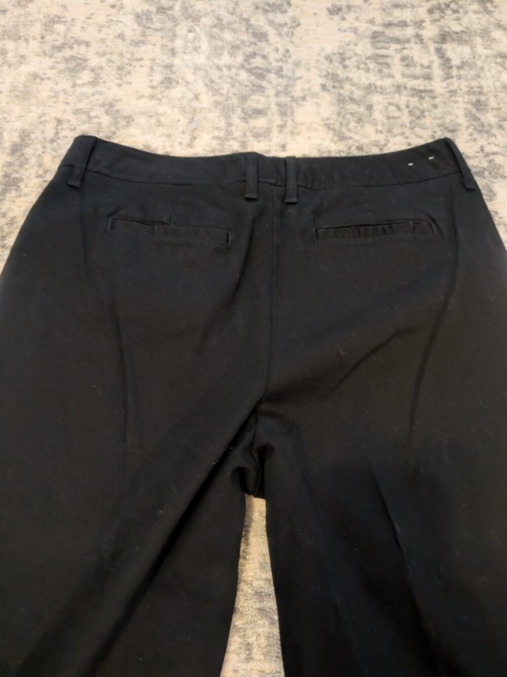 St. John's Bay Stretch Black Capri Pants Women's Size 12 Classic Casual Crop - Picture 10 of 10